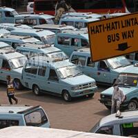 pengusaha-angkot-ogah-join-ok-otrip