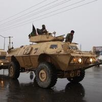 teroris-serang-akademi-militer-di-kabul-5-tentara-tewas