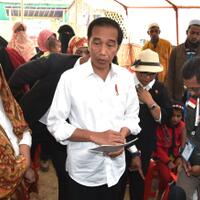 presiden-dan-ibu-negara-kunjungi-lokasi-pengungsian-rakhine-state