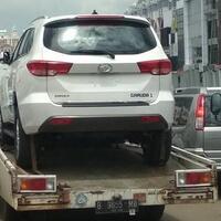 mobil-suv-esemka-tertangkap-kamera-namanya--garuda-1