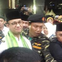 anies-nonton-gerhana-bulan-di-harlah-nu