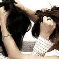 viral-video-istri-sah-labrak-selingkuhan-suaminya-di-hotel