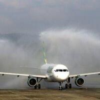aceh-wajibkan-pramugari-berhijab-airasia-pilih-pramugara