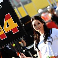 formula-1-tanpa-grid-girl-di-musim-2018