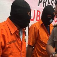 menjual-dolar-palsu-senilai-rp-39-miliar-berujung-penjara