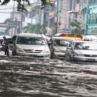 yang-perlu-anda-ketahui-saat-mengemudikan-mobil-di-wilayah-banjir