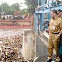 dari-masalah-banjir-anggota-dprd-dki-paham-kinerja-anies-baswedan