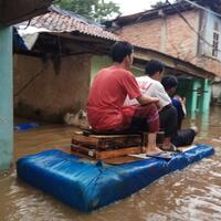 retorika-tak-bisa-atasi-banjir