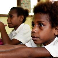 pemerintah-sediakan-1100-beasiswa-untuk-papua