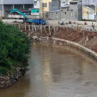 sandiaga-cari-format-baru-selesaikan-sodetan-ciliwung