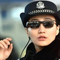 polisi-china-kini-dilengkapi-kacamata-canggih-untuk-cari-buronan