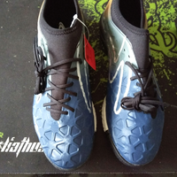 share-sepatu-futsal-yang-dipakai