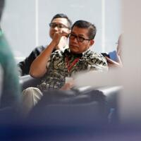 kpk-dianggap-bermanuver-sendiri-menangani-korupsi