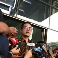 ott-lampung-tengah-kpk-temukan-uang-rp-1-m-dalam-kardus