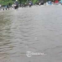 hujan-deras-sejumlah-wilayah-digenangi-air