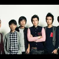 deretan-ekspresi-kesedihan-parafamily-saat-konser-paramore-batal