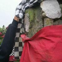 usai-dilarang-bangun-pura-di-bima-pura-hindu-di-lumajang-dirusak