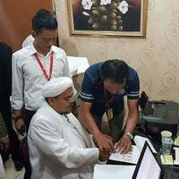 besok-habib-rizieq-berencana-pulang-pa-alumni-212-ancam-polisi