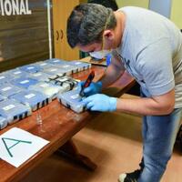 400-kilo-kokain-ditemukan-di-kedutaan-besar-rusia-di-argentina