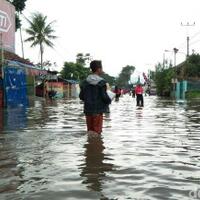 ribuan-rumah-terendam-akses-dayeuhkolot-banjaran-lumpuh