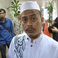 jokowi-kembali-nyapres-fpi-dan-alumni-212-enggan-komentar