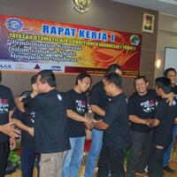 geliatkan-bisnis-komunitas-bengkel-ac-mobil-kompak-dirikan-koperasi