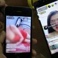butuh-sabu-wanita-rela-video-call-seks