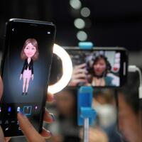 samsung-resmi-meluncurkan-galaxy-s9-dan-s9-dengan-fitur-my-emoji