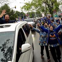 surya-paloh-disambut-meriah-di-cianjur