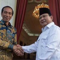 jokowi-terima-psi-cs-di-istana-dikritik-moeldoko-semua-lagi-baper