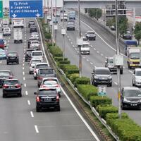 40-bus-premium-disiapkan-saat-aturan-ganjil-genap-di-tol-cikampek-berlaku