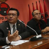 pdi-perjuangan-percayakan-keputusan-cawapres-jokowi-kepada-megawati