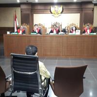 novanto-made-oka-kirim-usd-500-ribu-ke-puan-dan-pramono
