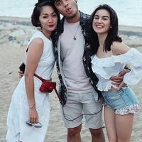 liburan-di-bangkok-irish-bella-dan-giorgino-abraham-mesra-di-hotelmuluz