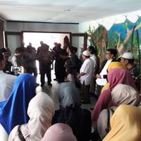 tergiur-promo-puluhan-pendaftar-nazaret-travel-gagal-umrah