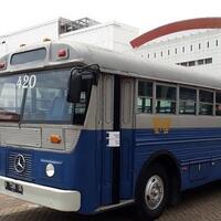 mau-nostalgia-era-1980-an-sewa-saja-bus-mercy-jadul-seharga-rp-2-jutaan