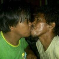 beredar-foto-sedang-berciuman-dengan-ashraff-sinclair-ini-klarifikasi-ari-lasso