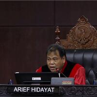 arief-hidayat-akan-ucap-sumpah-sebagai-hakim-mk