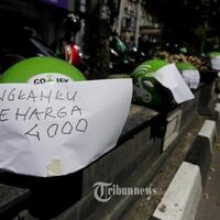 akun-pengemudi-ojek-online-yang-berunjuk-rasa-di-istana-negara-di-suspend