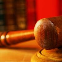 mk-tolak-permohonan-uji-uu-ite