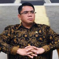 arteria-dahlan-minta-maaf