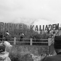 warung-ngumpul-penggemar-kamera-analog---part-5