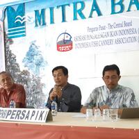 pengusaha-pengalengan-ikan-rugi-miliaran