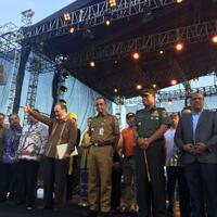 anies-hadiri-perayaan-paskah-di-monas