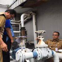 mobil-ratna-sarumpaet-diderek-komentar-anies-mencla-mencle