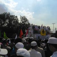 rizieq-serahkan-kasus-hukum-sukmawati-ke-polisi