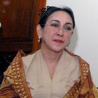 puisi-sukmawati-sebaiknya-diselesaikan-dengan-dialog