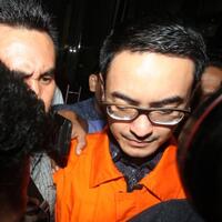 sepak-terjang-zumi-zola-sebagai-artis-dari-drama-percintaan-sampai-gosip-perzinaan