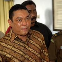 kpk-periksa-mertua-dian-sastro