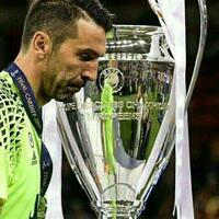 spectre-soccer-room-2017-2018-----part-1